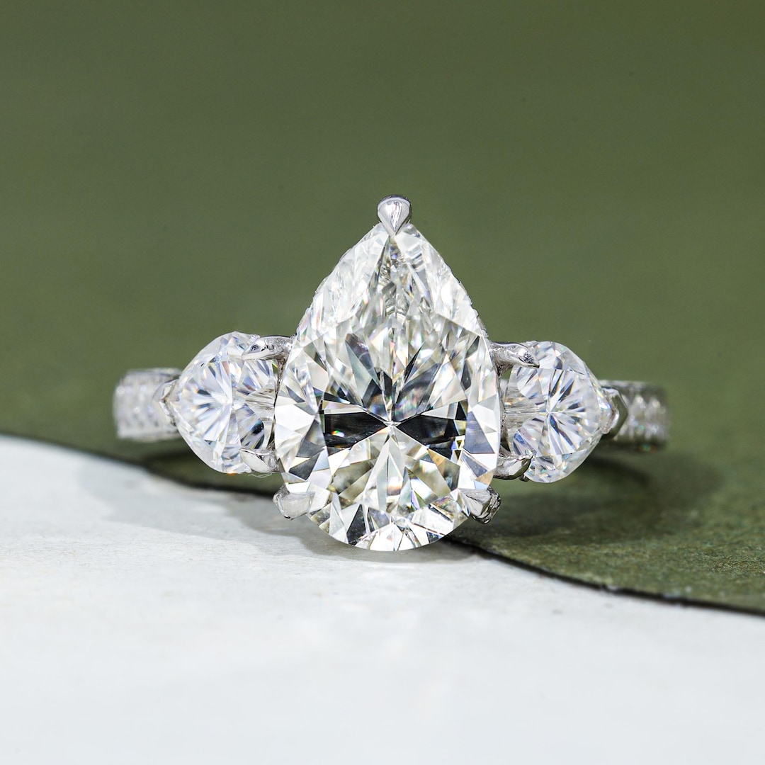 3.0 CT Pear Cut Moissanite Wedding Ring 14K Solid Gold Engagement Ring ...