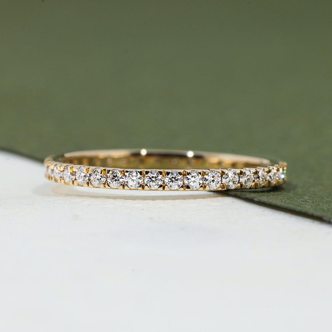 14k Solid Gold Full Eternity Band Round Cut Moissanite Wedding Ring ...