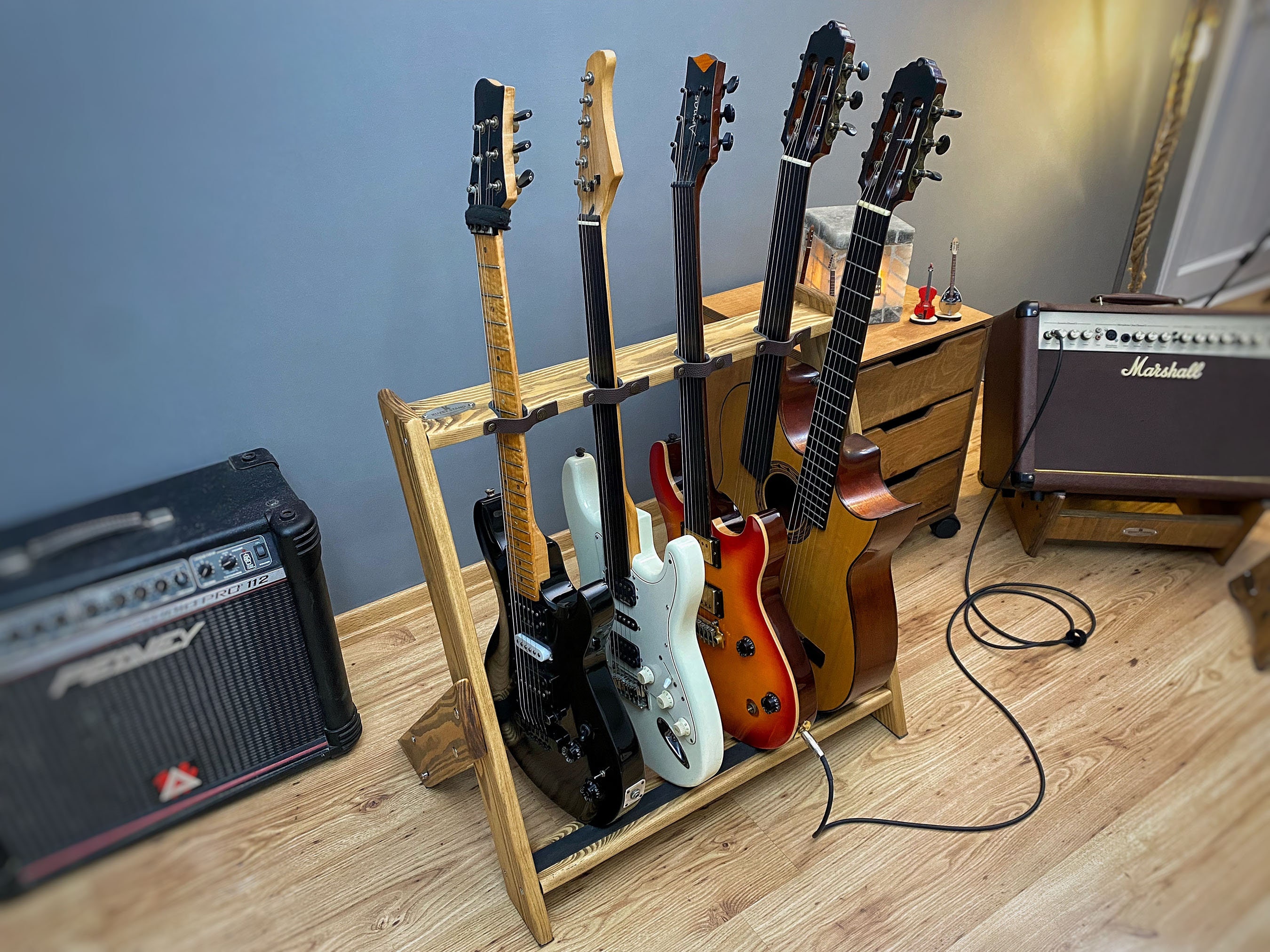 Wood Multiple Guitar Stand,guitar Rack,guitar Furniture,guitarist Birthday  Gift,guitar Room Decor,musical Instrument Stand 