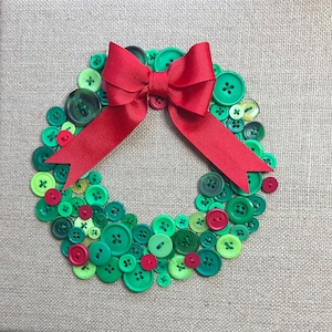 Christmas Wreath Button Kit