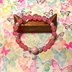 Handmade Jade & Pearl Breast Cancer Awareness Bracelet