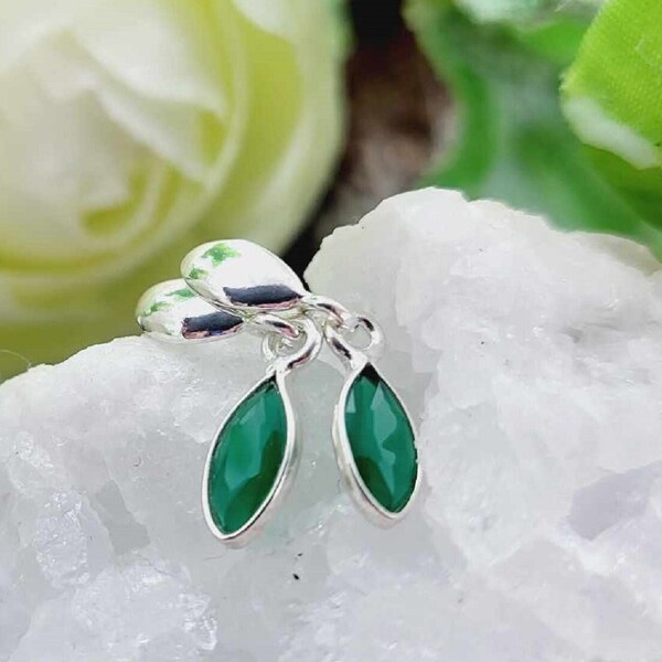 Grüner Onyx Ohrringe aus 925er Silber Ohrstecker in Marquise Form . Außergewöhnliche Schmuckstück, Modischer Ohrschmuck,