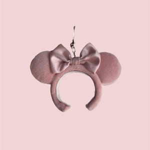 Keychain, Minnie mouse ears keychain, Minnie keychain, Mickey ears keychain, mouse ears keychain, plaid mouse ears