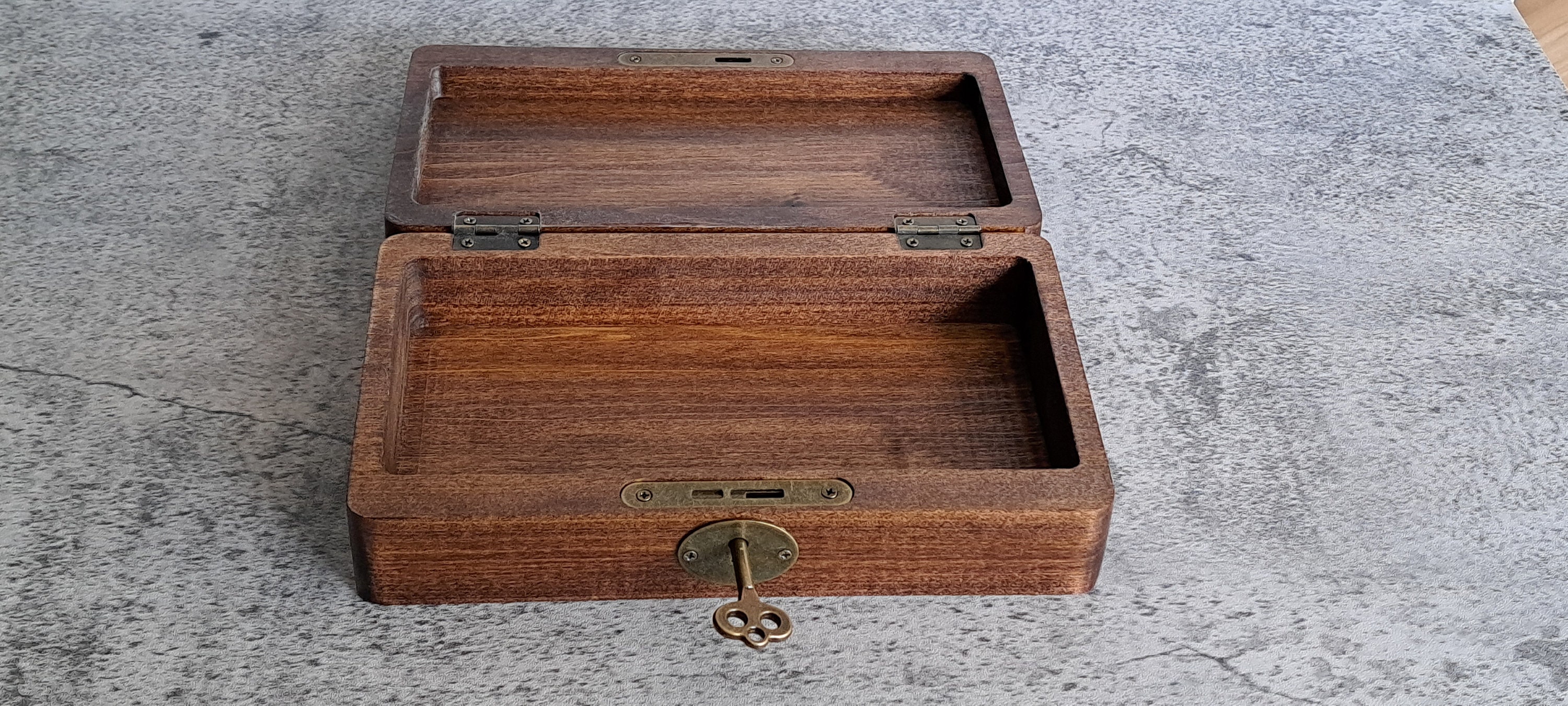Decorative Carved Wood Locking Box With Key. Perfect for Jewerly, Mementos, as a Lockbox, or