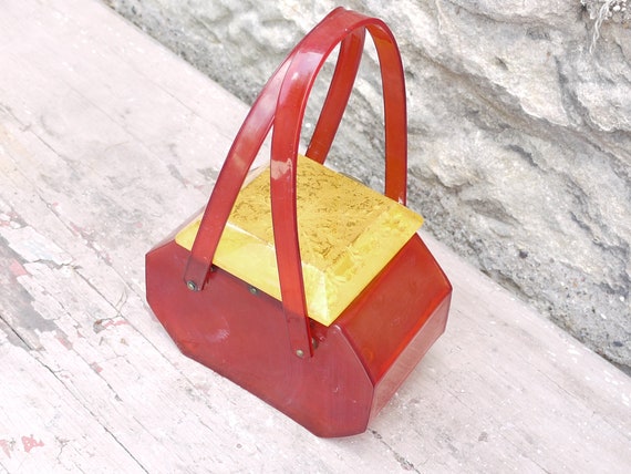 A lovely 1950's Lucite 'Snow Flake' Hand Bag - image 5