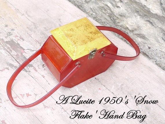 A lovely 1950's Lucite 'Snow Flake' Hand Bag - image 1