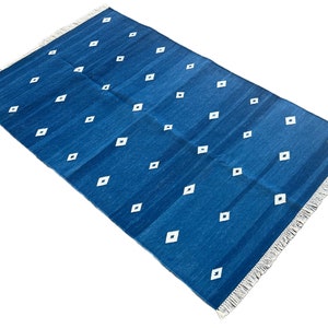 Modern Handmade Cotton Area Flat Weave Rug, Natural Vegetable Dyed, 3x5 Blue And White Diamond Indian Dhurrie Rug, Kilim Rug, Wall Tapestry