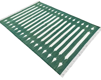 Modern Handmade Cotton Area Flat Weave Rug, Natural Vegetable Dyed, 4x6 Green And White Striped Indian Dhurrie Rug, Kilim Rug, Wall Tapestry