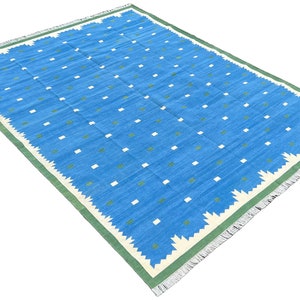 Alfombra moderna hecha a mano de tejido plano de área de algodón, teñida de vegetales naturales, alfombra Dhurrie Kilim de rayas indias geométricas azules y verdes, tapiz de pared