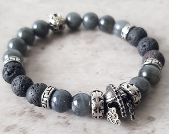 Jewelry accessory: beaded bracelet handmade with Spartan helmet. The perfect gift