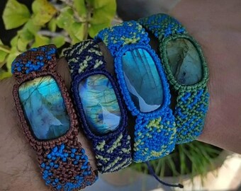 Macrame Labradorite Bracelet, Handmade Boho Crystal Cuff, Adjustable Woven Wristband, Blue Flash Gemstone Bracelet, Unisex Fiber Jewelry.