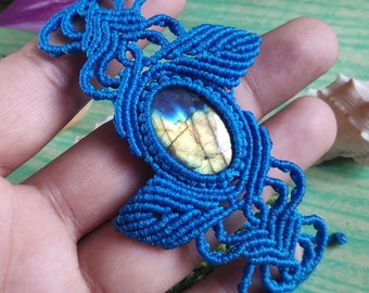 Blue flash labradorite macrame bracelet unique boho jewelry gift for her.