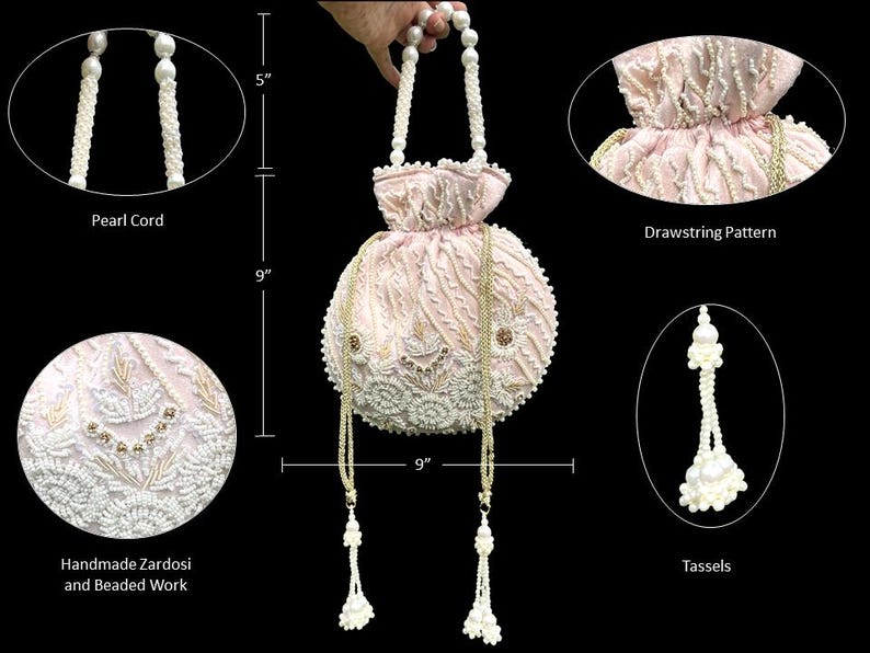 Puede incluir: Un bolso de cord&oacute;n rosa con cuentas, con un asa de cord&oacute;n de perlas y borlas. El bolso mide 23 cm de alto y 23 cm de ancho. El bolso est&aacute; decorado con hilo dorado y cuentas blancas.