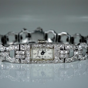 Vintage 1950s Platinum 3.5 Carats Diamonds Bracelet Watch