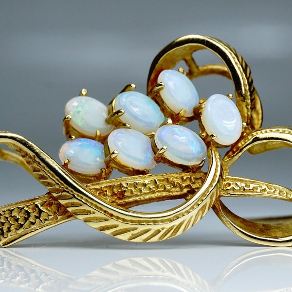 Vintage Modernist 18 Carat Gold Opal Pendant Brooch