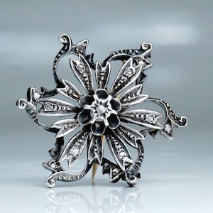 Antique Victorian French Diamond 18 Carats Gold Silver Brooch