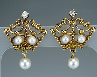 Vintage 1960s 18 Carat Gold Diamonds Pearls Crown Stud Earrings