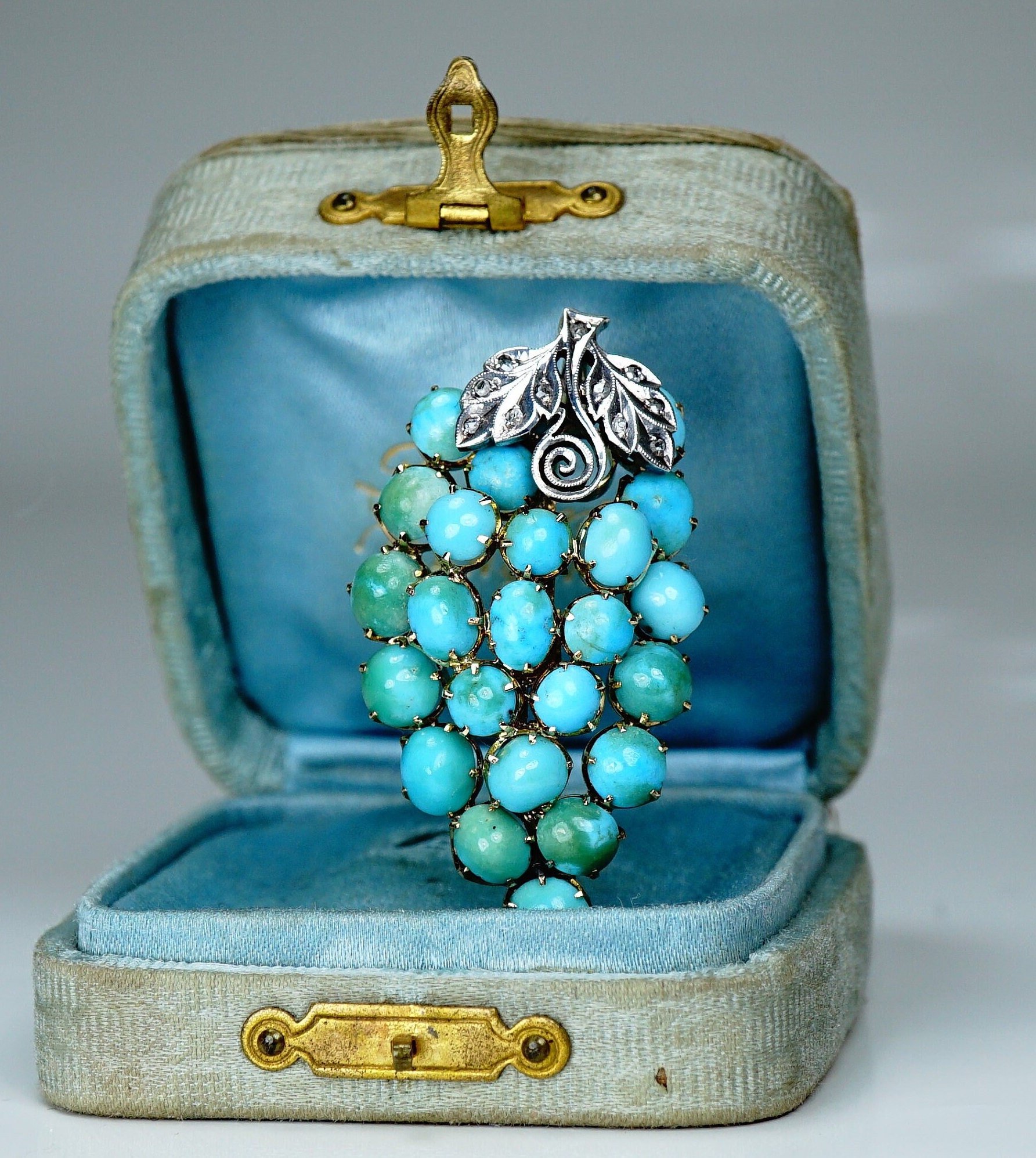 Broche Édouardienne Originale En Or Jaune 10 Carats Et Turquoises - 3 Pierres Naturelles, Vintage