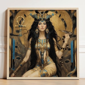 K&ouml;nnte beinhalten: Ein Gem&auml;lde einer Frau mit langen schwarzen Haaren, die ein goldenes und blaues Kopftuch und ein goldenes und blaues Outfit tr&auml;gt. Sie h&auml;lt eine Schlange in ihrer rechten Hand. Der Hintergrund ist golden mit einem blauen und goldenen Ankh-Symbol.