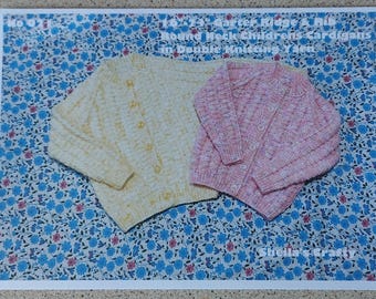 Patrón de punto para niños con ribete y canalé en PDF (16"-24")