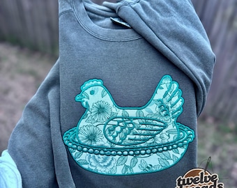 Applique embroidered mama hen, chicken, eggs, farm animals,embroidery, cow, cat,duck in a dish, antique, decor,comfort colors, hen in a dish