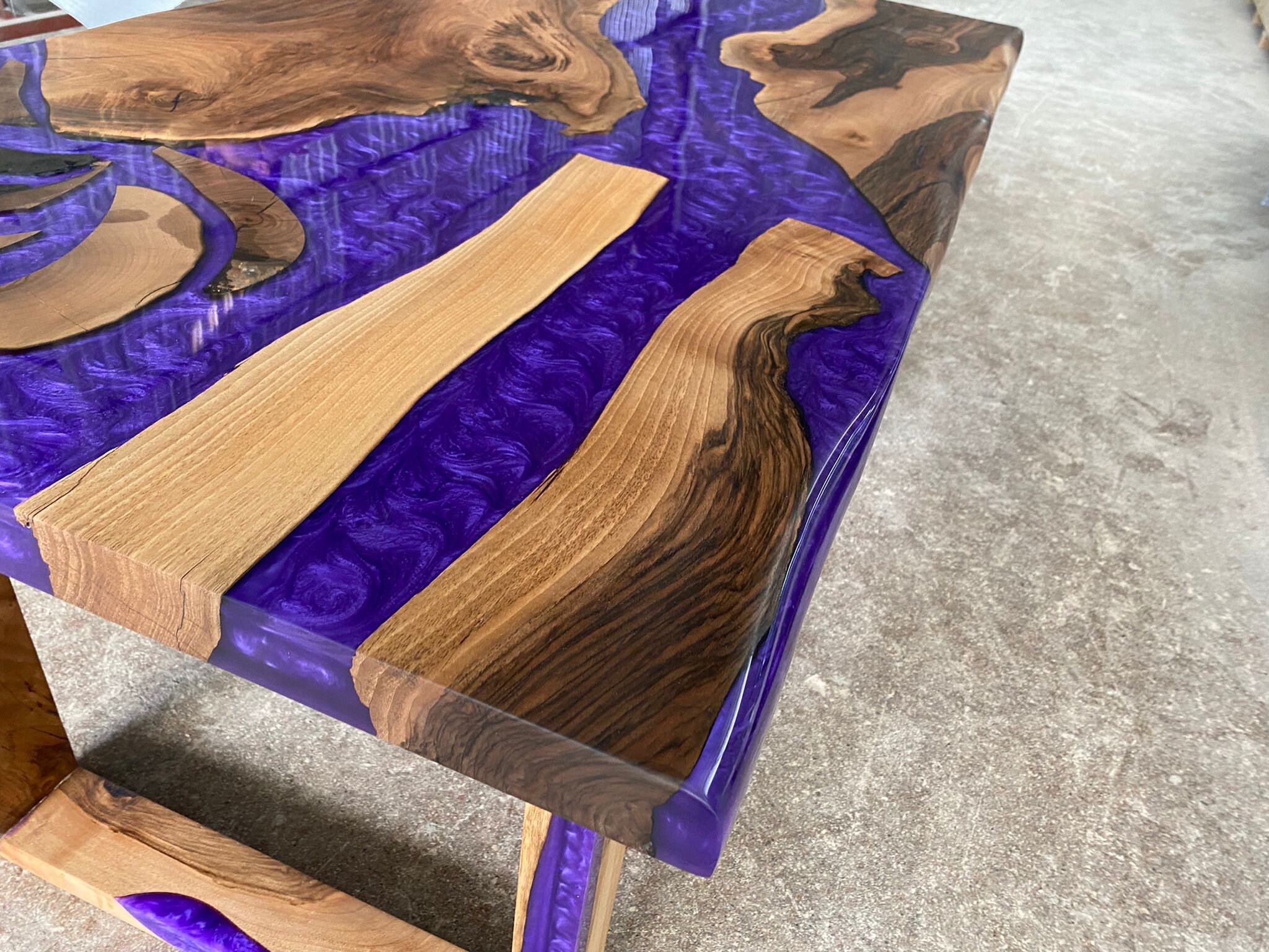 XWAG PRODUCTS X-TAGE PERPLE RESIN×WALNUT Purple Epoxy Walnut Dining Table: Handmade Resin River Table - Etsy