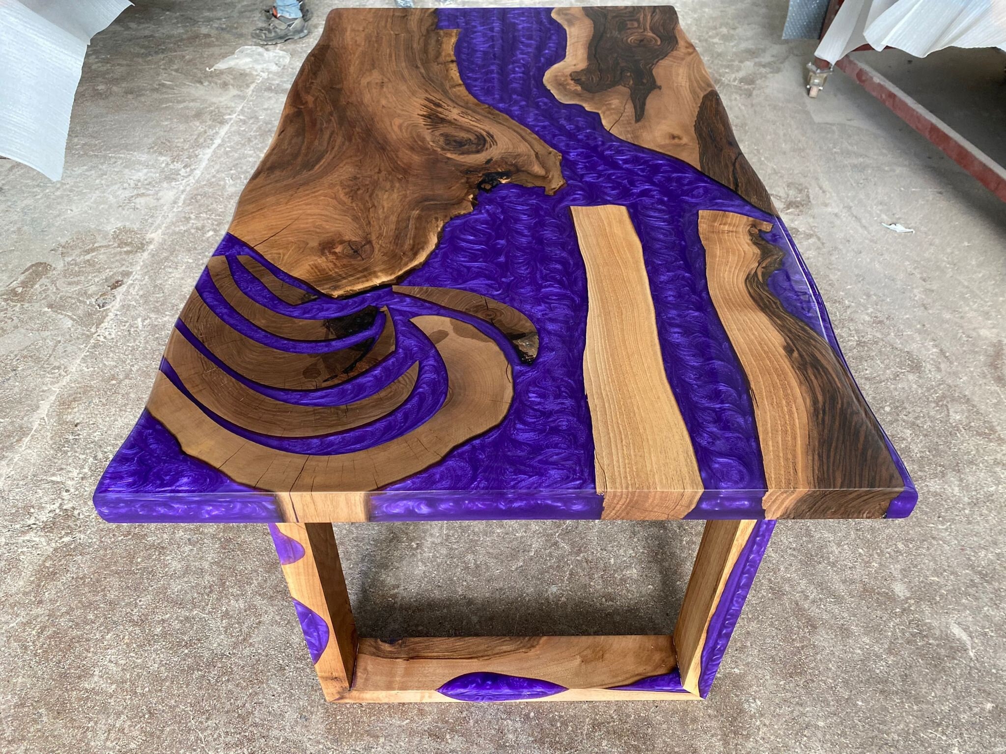 XWAG PRODUCTS X-TAGE PERPLE RESIN×WALNUT Purple Epoxy Walnut Dining Table: Handmade Resin River Table - Etsy
