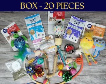 Custom Cat Package, Cat Kitten Toy Treat Mystery Gift Box 20-Piece Surprise Set with Fun Toys catnip, silvervine, crinkle ball, cat springs