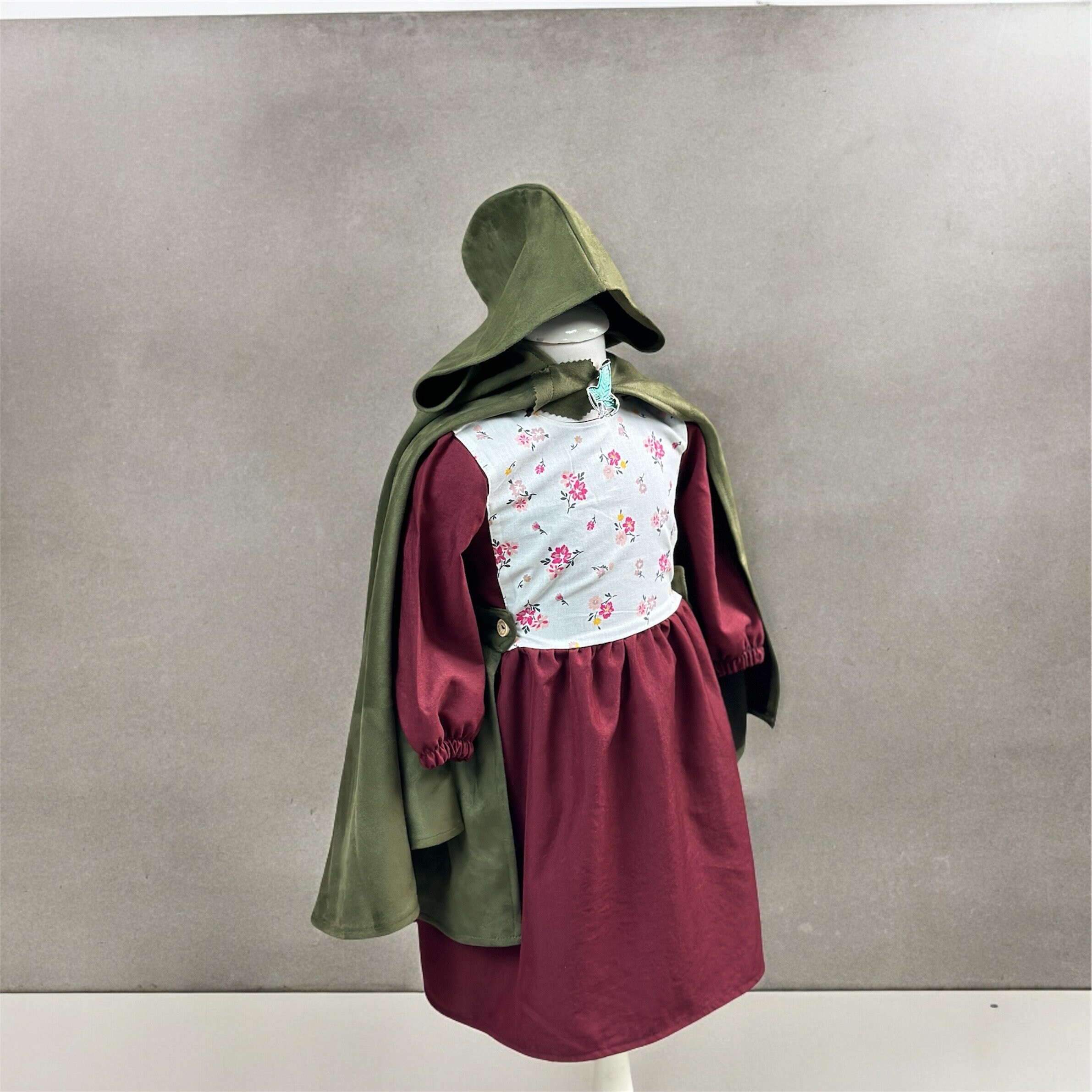 Toddler Medieval Dress With Red Cloak, Girls Renaissance Outfit, Woodland Hooded Cloak, Ren Faire Dress, Halloween Costume