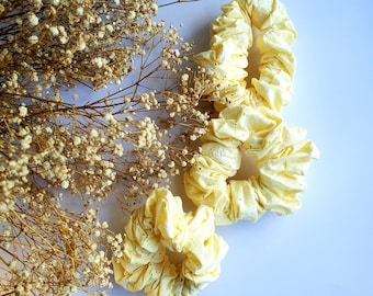 GelbEr Blumen scrunchy || Handgemachte Scrunch || Florale Baumwolle Scrunchy