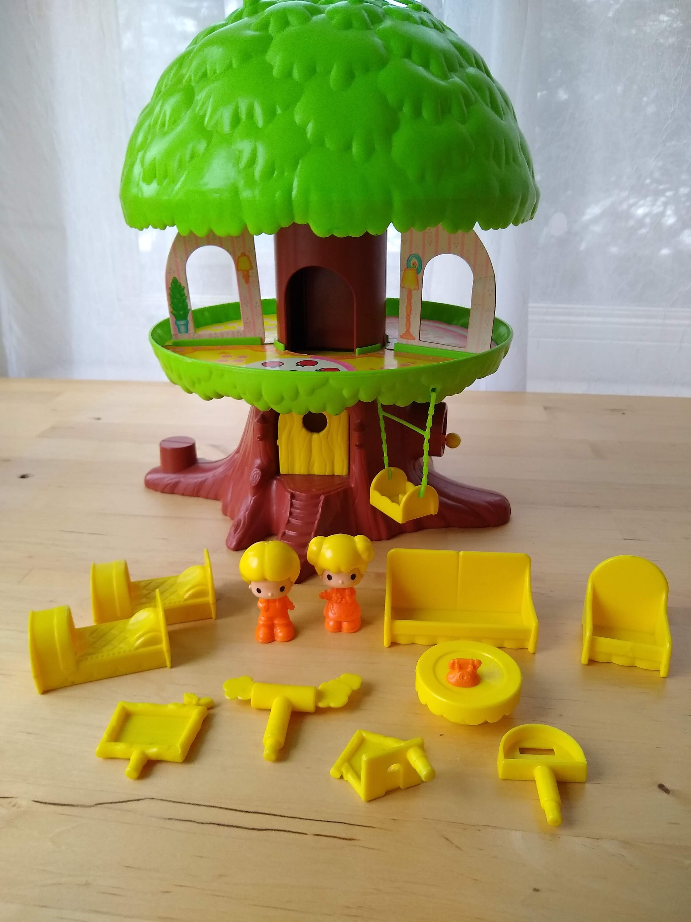 1977 Koeda Chan Tree-house - Lucie Village Surprise - First