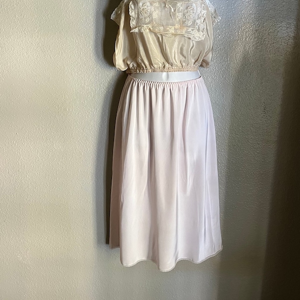 VINTAGE 1980’s Olga, Pale Pink Silky Crepe, Half Slip, LT