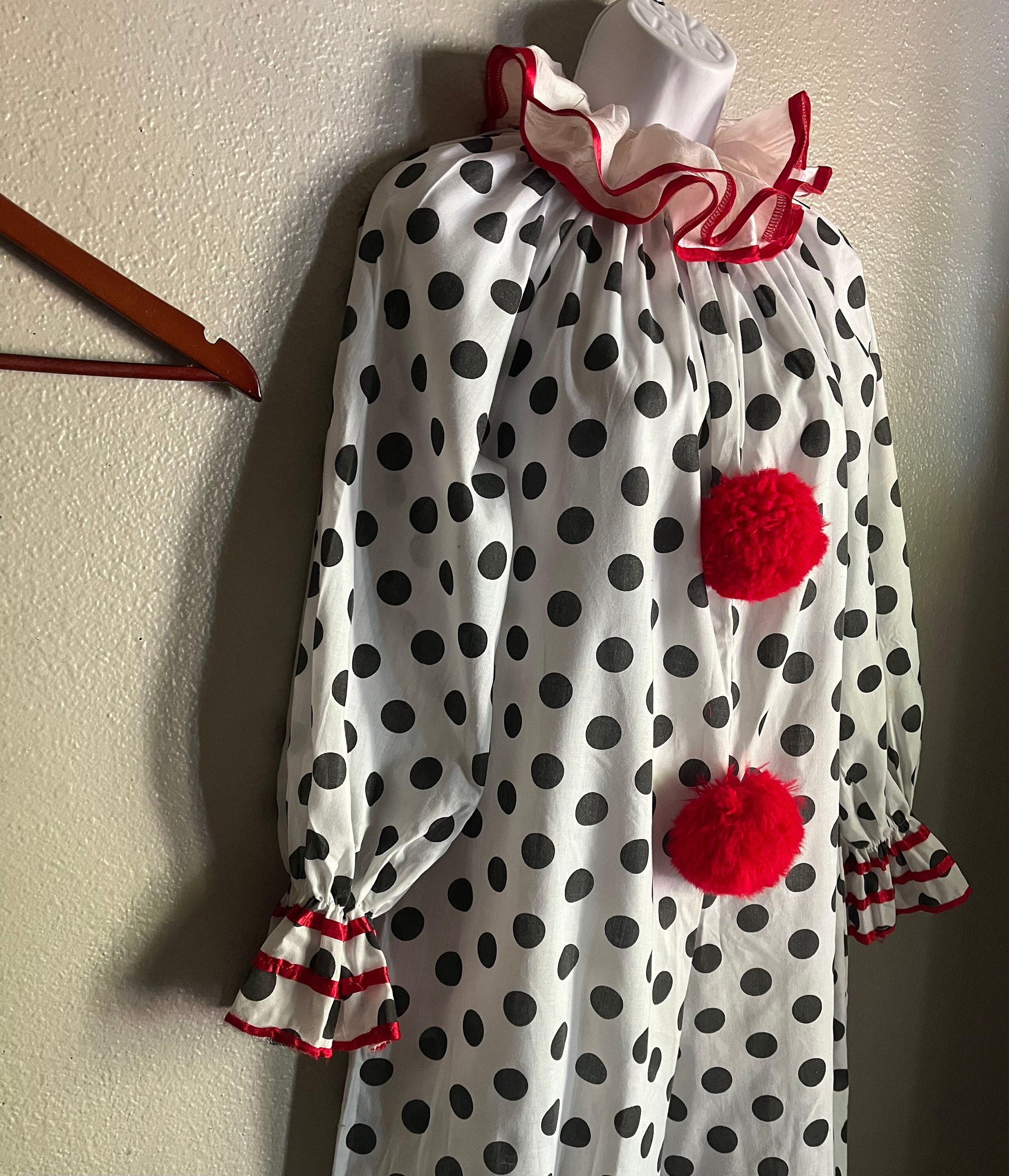 Polka lit dot skirt clown