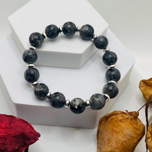 Handmade Labradorite Bracelet for Men: Beaded Gemstone Jewelry