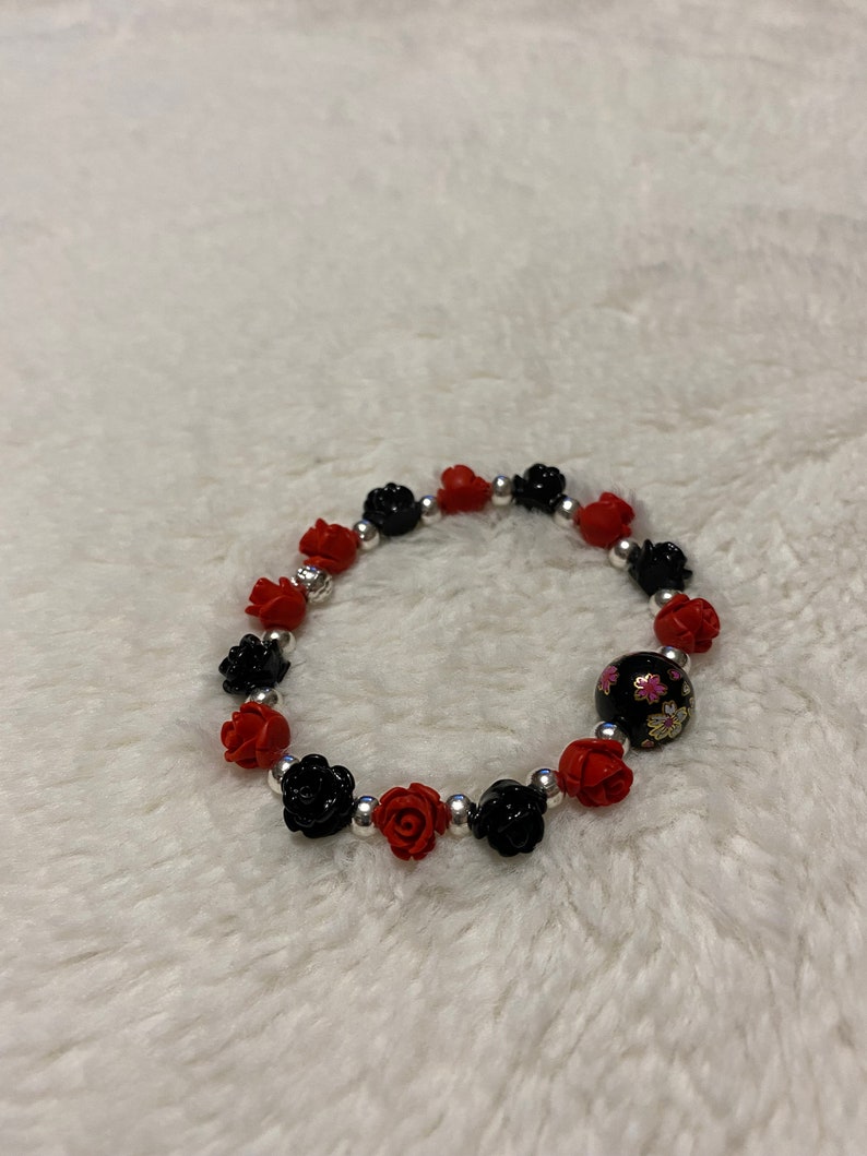 Flower Bracelet With Red and Black Roses With Transparent Black Painted ...