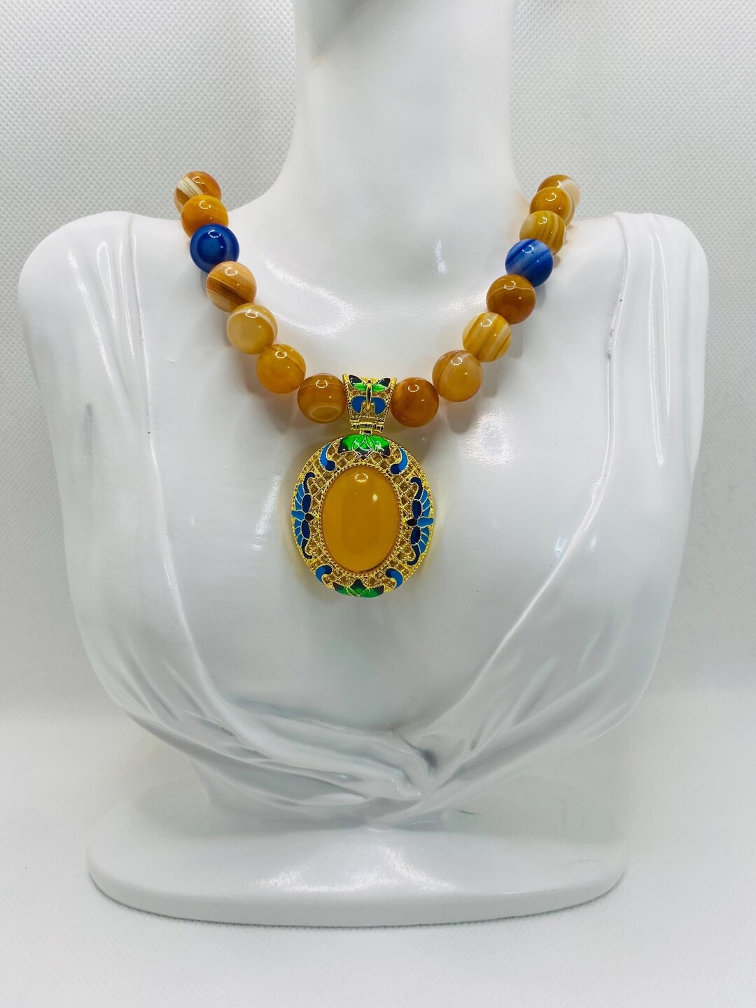 VINTAGE CHALCEDONY NECKLACE 10 MOTIFS GOLD