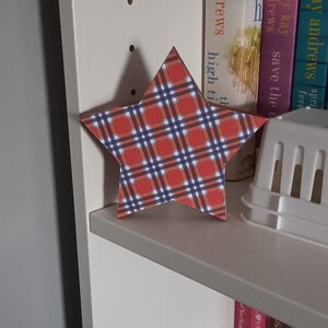 Red Plaid Star (patriotic decor, tier tray decor)