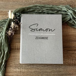 Personalisierte Zeugnismappe mit Name – Leinen Ringordner für Zeugnisse & Urkunden | Geschenk zur Schulabschluss, Abitur, Studium Beruf | 2
