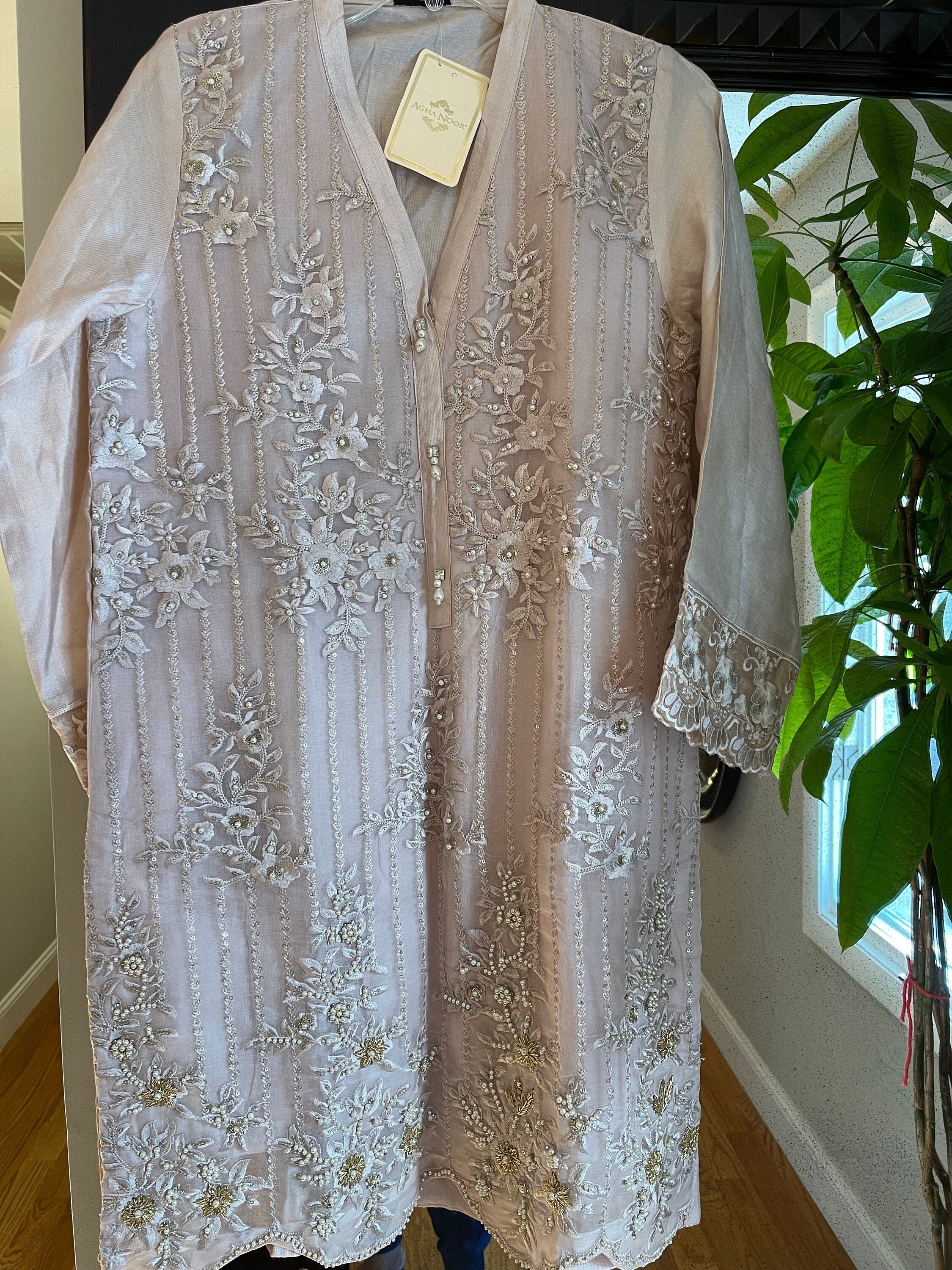 Agha noor best sale kurta