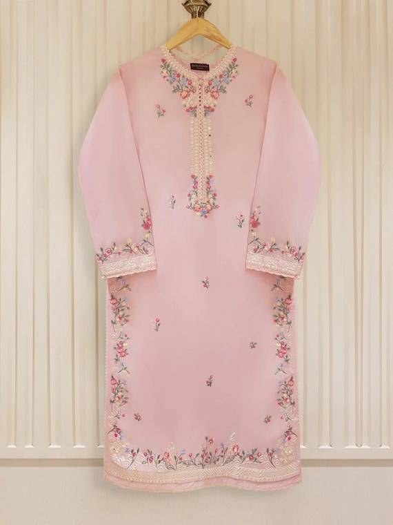 Agha hotsell noor dresses