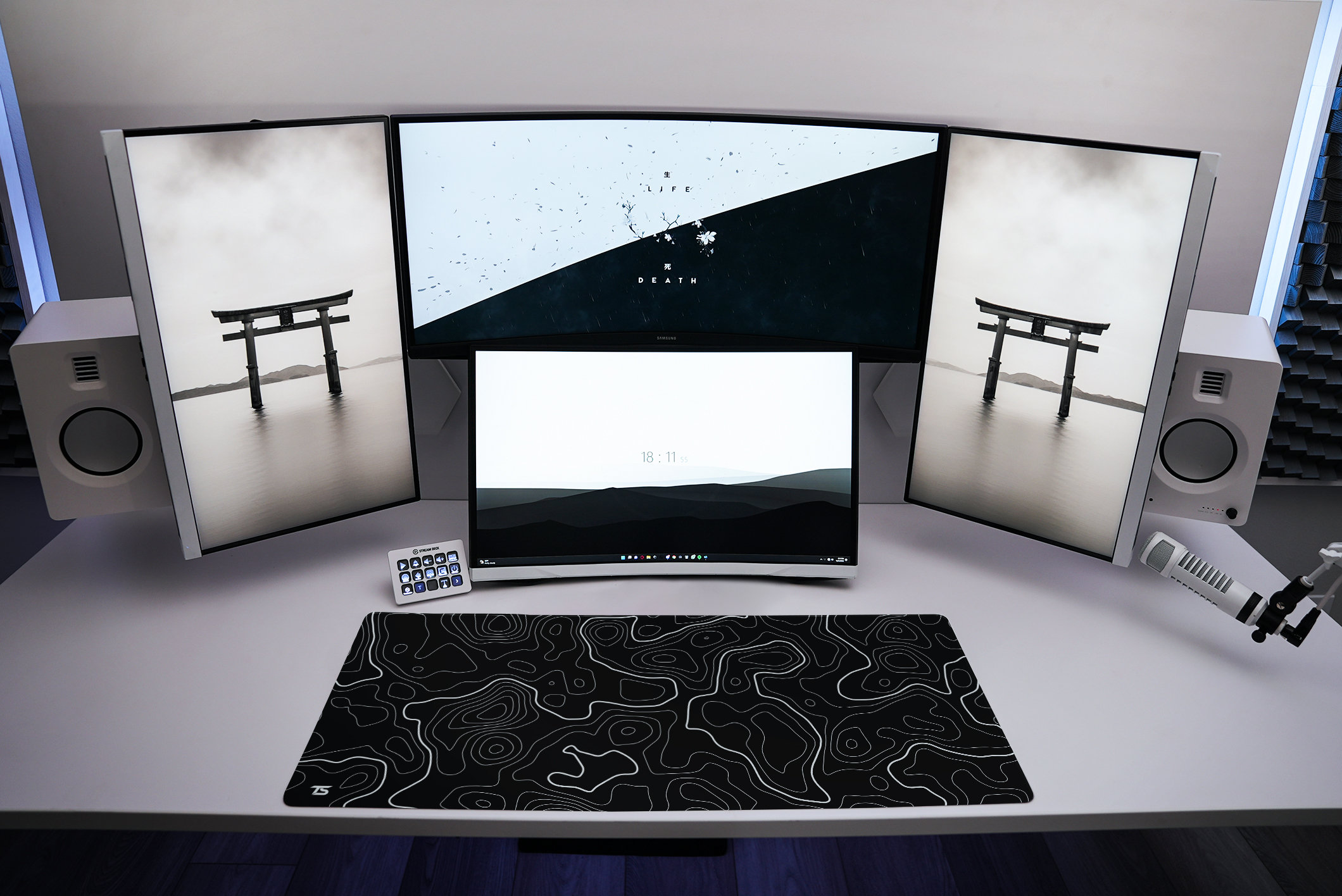 Techsource Mousepad Topo Black V2 XL 900x400cm/36x16 With Stitched