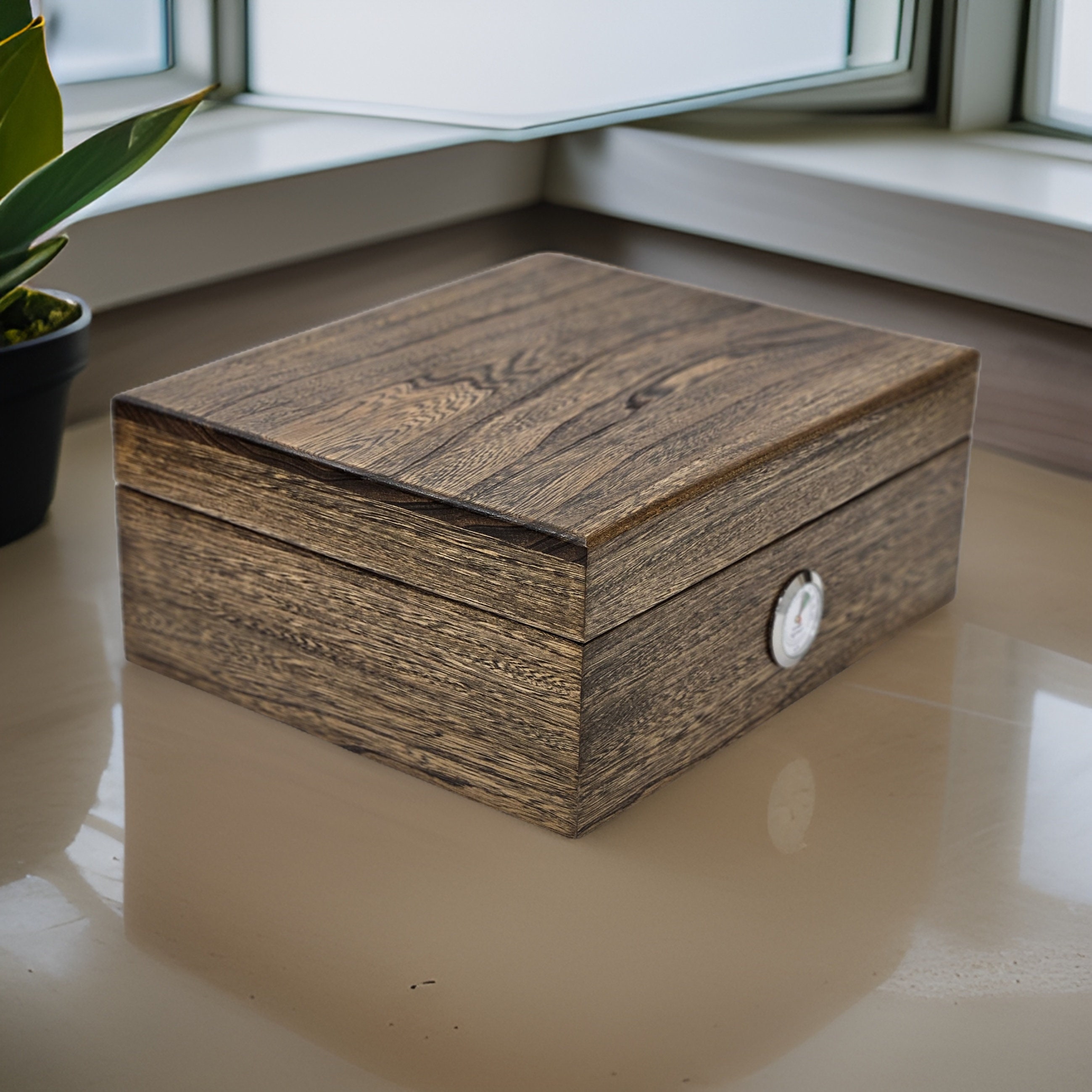 Custom Wood Humidor Box: Anniversary Gift for Cigar Smoker - Etsy