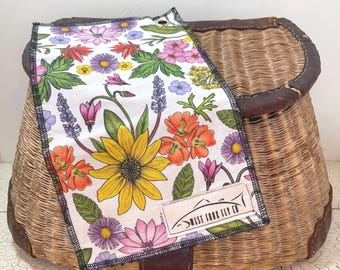 Handdoek hengelaar - Wilde bloemen in de bergen