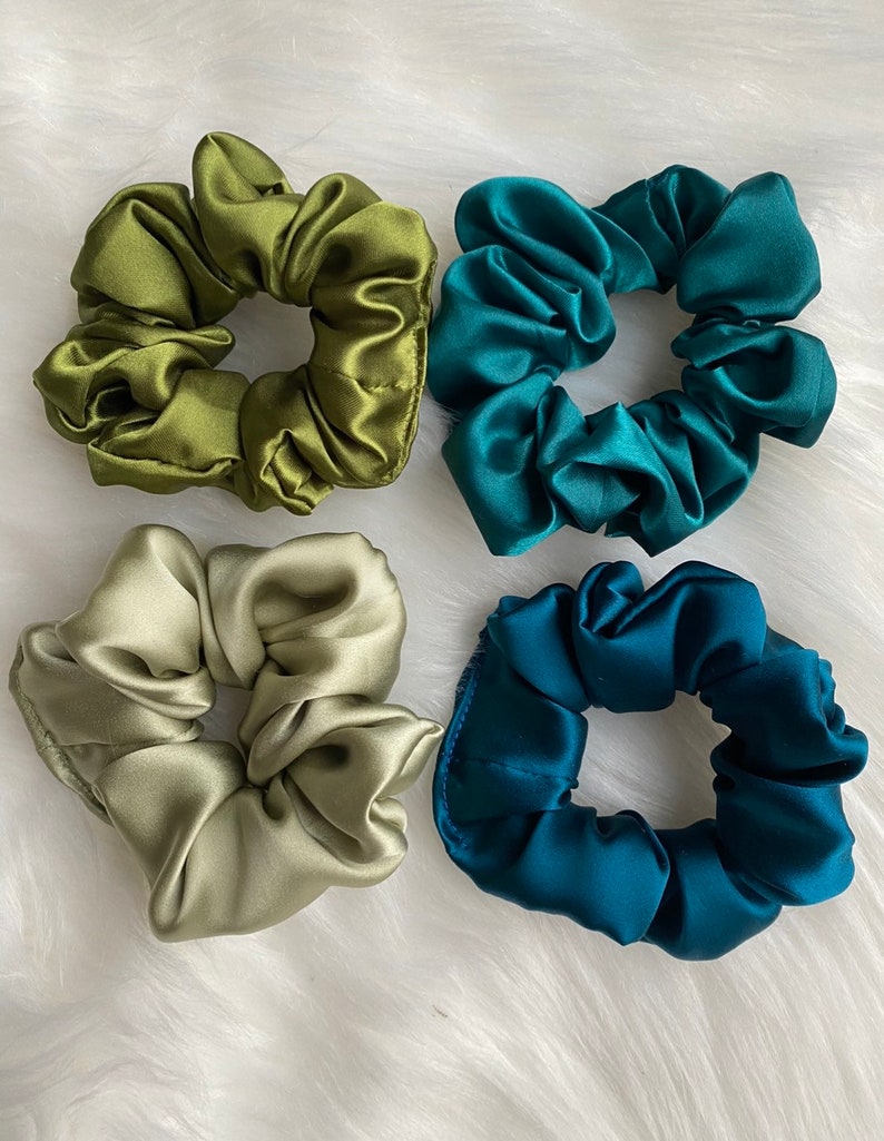 High-end satin scrunchie / srunchies image 1