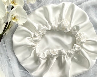 Vändbar hatt i rent mullbärssiden /Silk 19 Momme