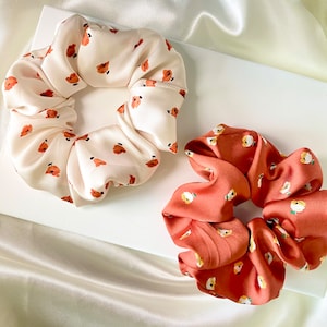 New: silky satin scrunchie / flower printed satin scrunchie / spring summer scrunchie