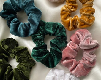 Velvet scrunchie / soft velvet scrunchie