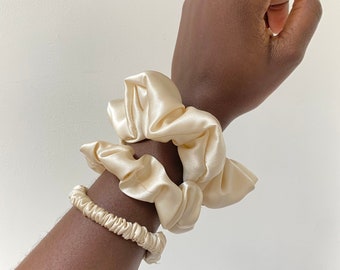 Genuine Mulberry Silk Scrunchie / 22 Momme Silk