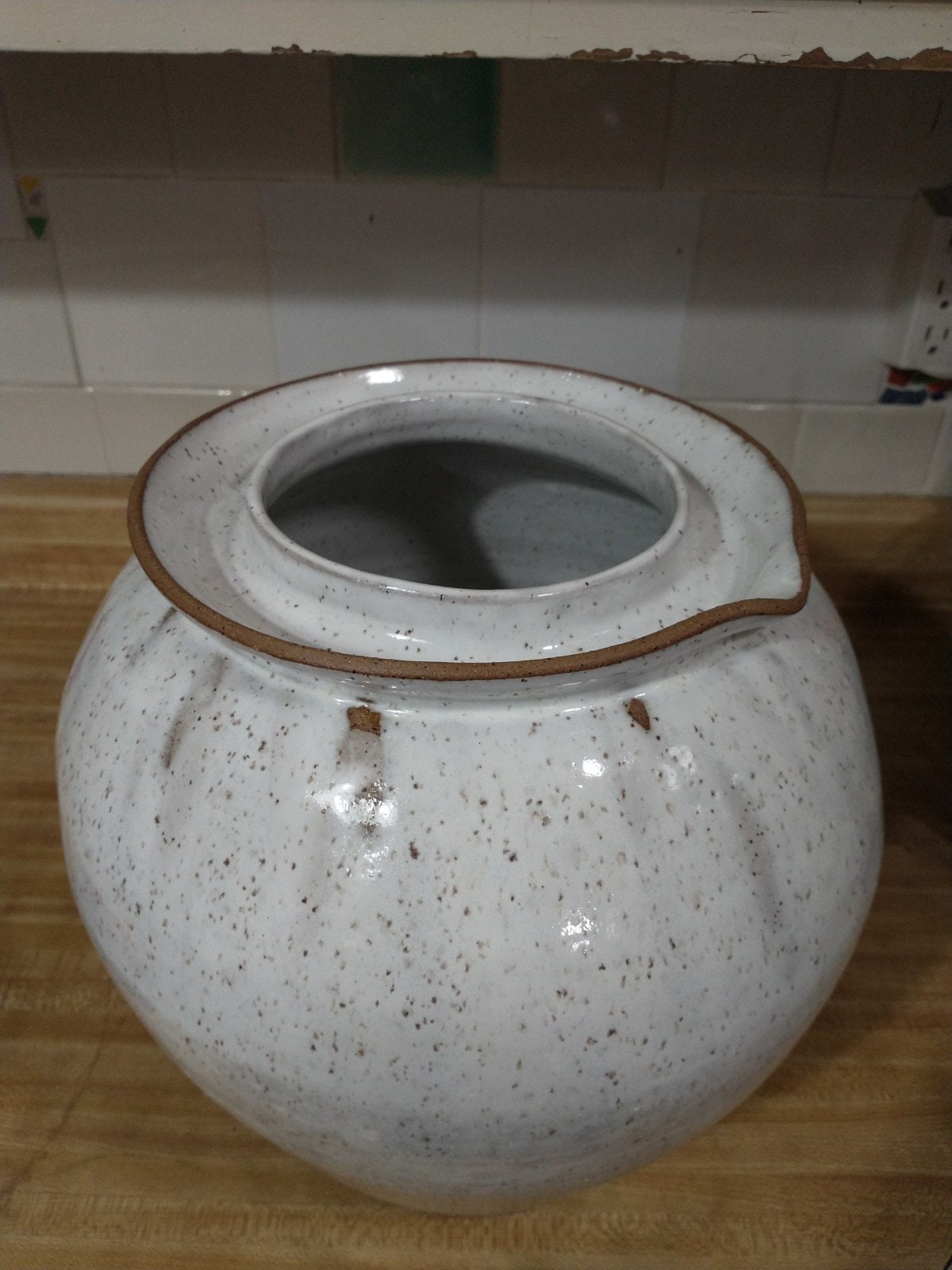 3.2 Gallon Fermentation Crock or Onggi Kraut Cabbage Sized Crock With Water Seal Airlock for