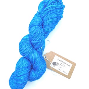 Malabrigo Arroyo Cian: Filato di lana merino superlavabile di peso sportivo